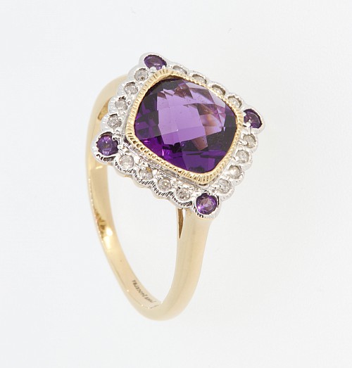 Amethyst & Diamond 9ct gold ring