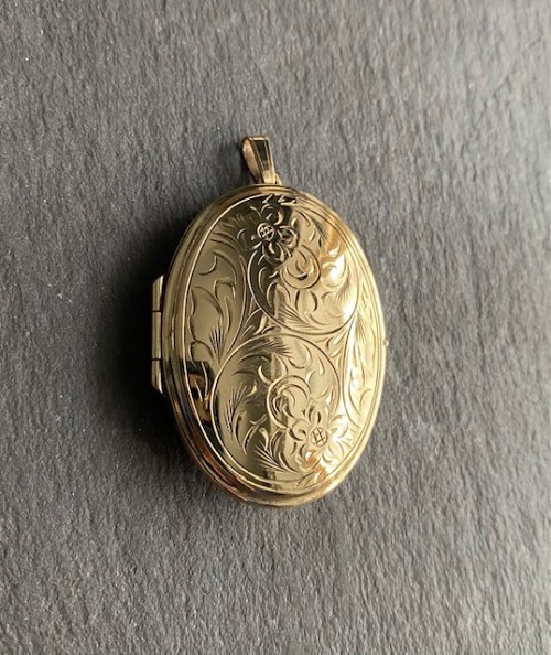 9ct Locket