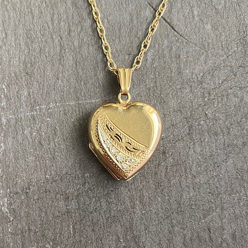 9ct Heart Locket